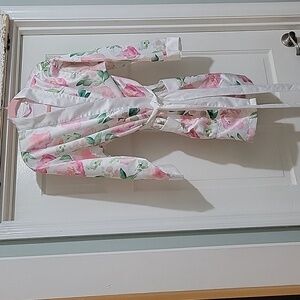 Hello Gorgeous White With Pink Floral Robe, Wrap Style W Belt, OS